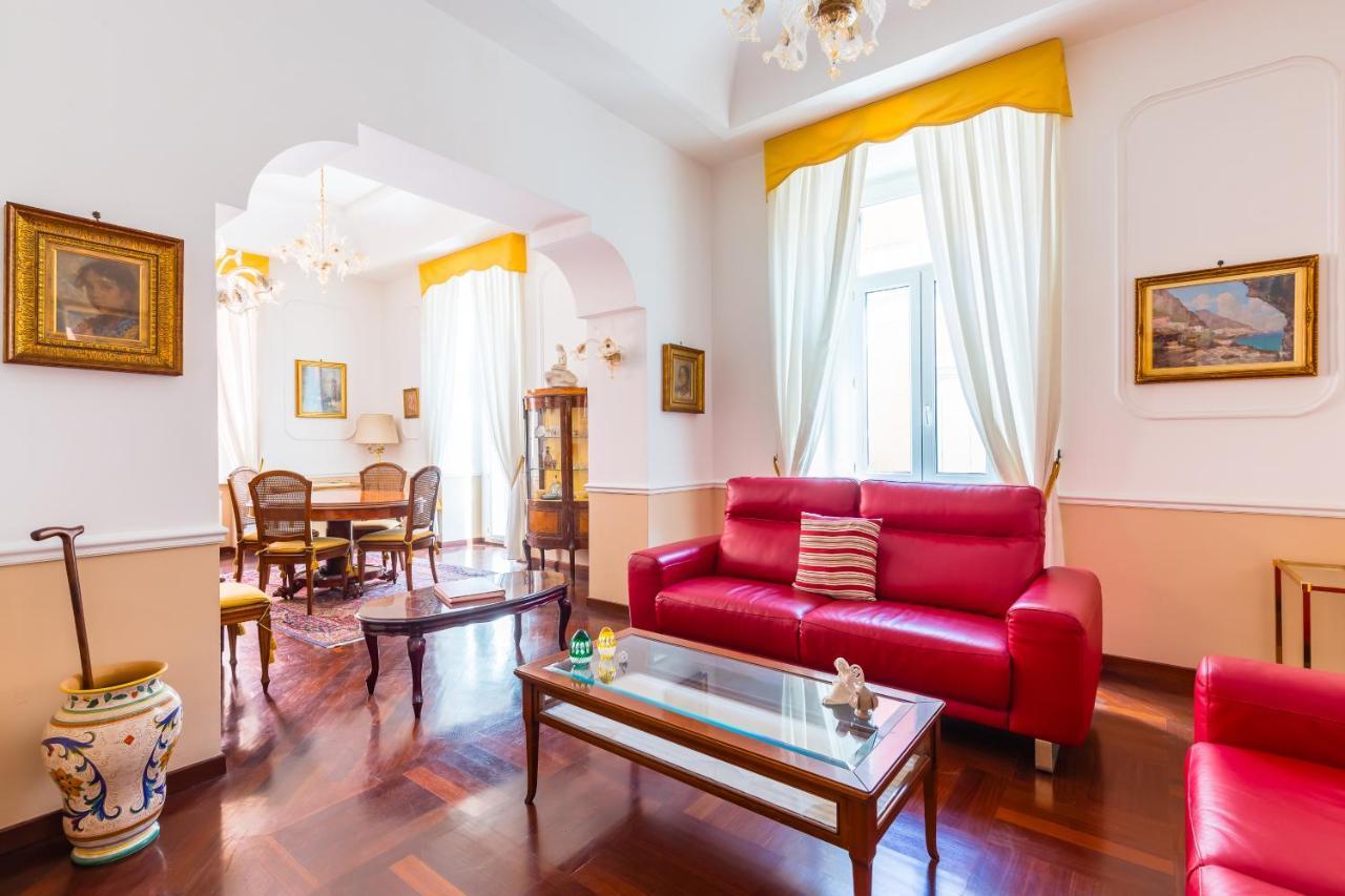 Grand Classic Apartment At San Martino By Napoliapartments Nápoles Exterior foto