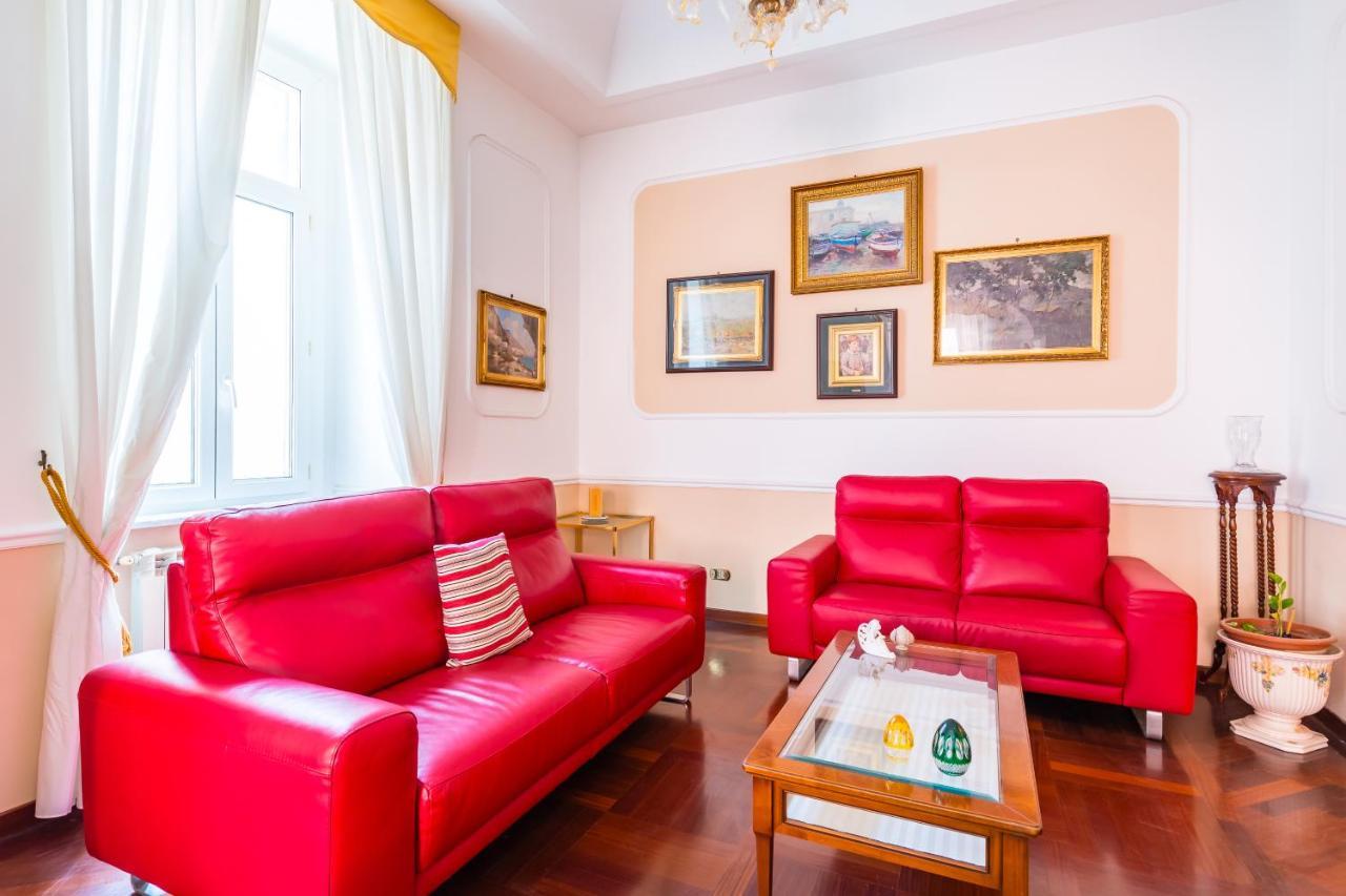 Grand Classic Apartment At San Martino By Napoliapartments Nápoles Exterior foto