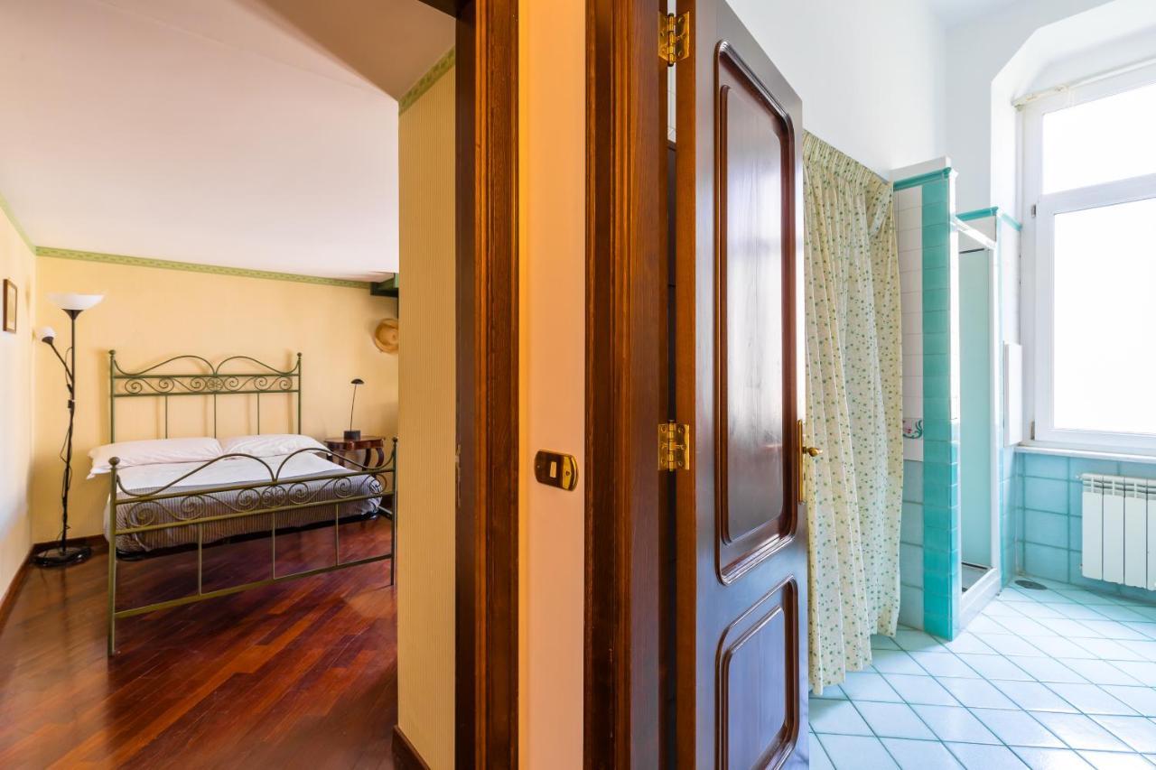 Grand Classic Apartment At San Martino By Napoliapartments Nápoles Exterior foto